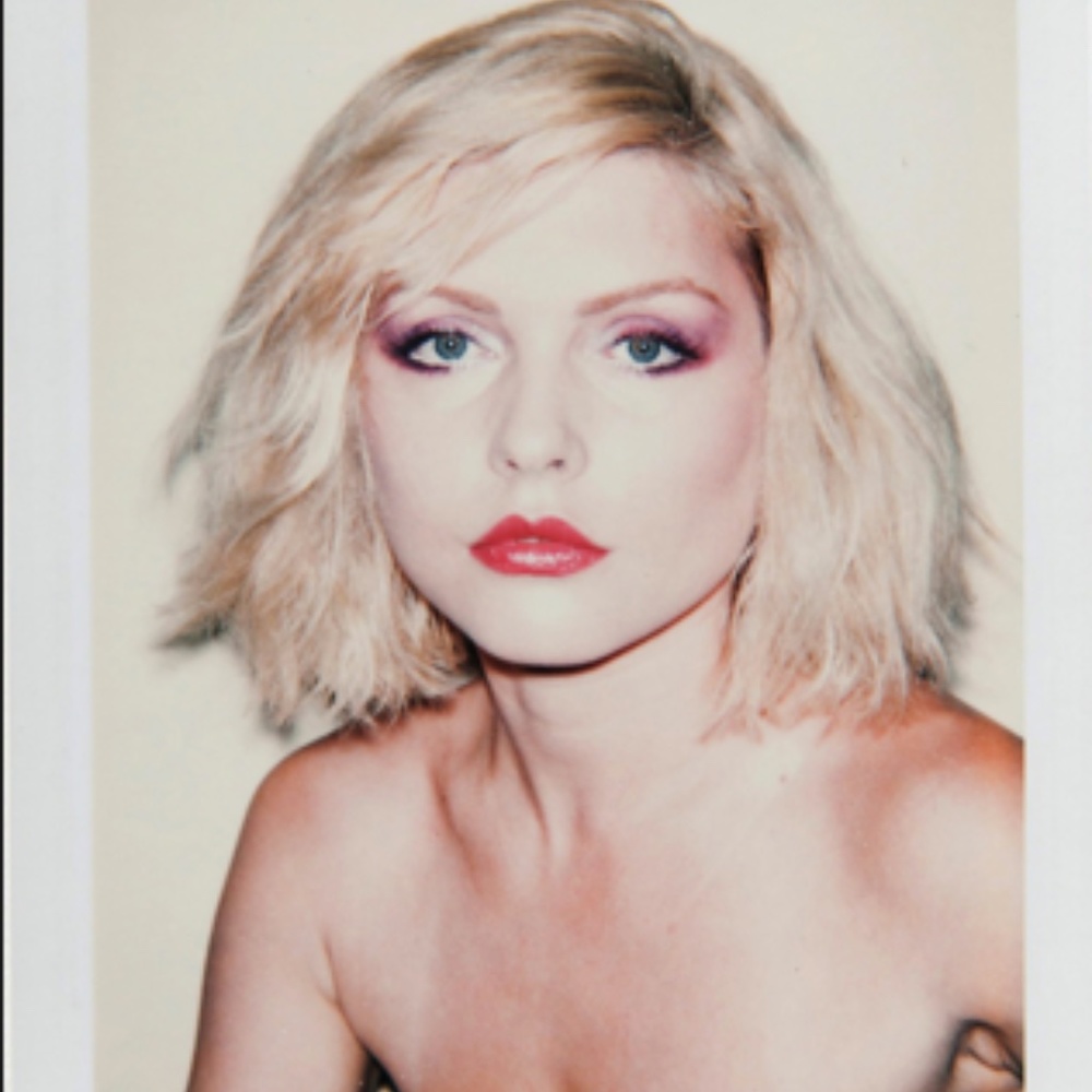 Vintage and Sustainable resale